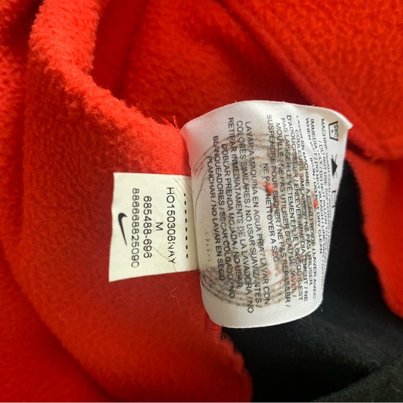 Nike Therma Fit Hooded Shirt -Women’s M - Picture 11 of 16